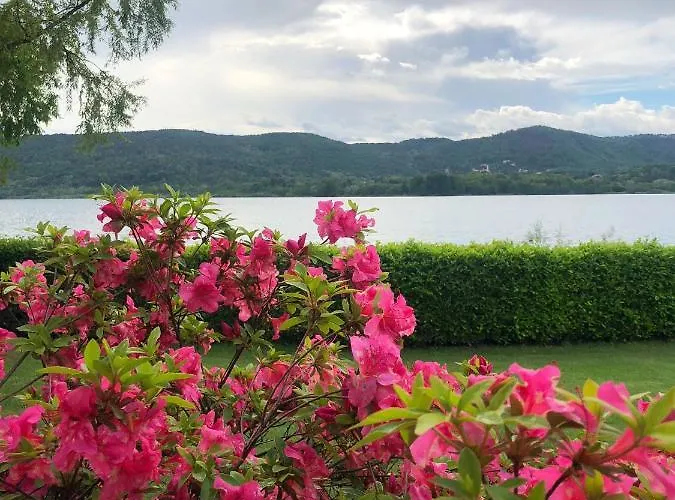 Casa Gaiani In Riva Al Vista Mozzafiato Villa Varano Borghi