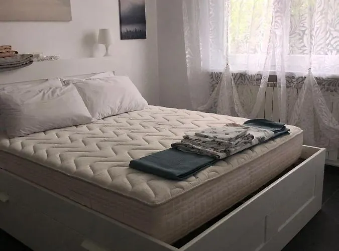 Casa Gaiani In Riva Al Vista Mozzafiato Villa Varano Borghi