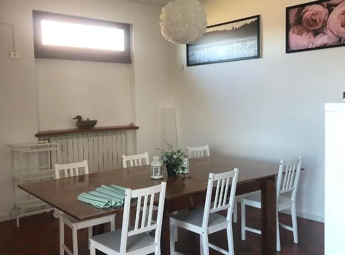 Casa Gaiani In Riva Al Vista Mozzafiato ヴィラ Varano Borghi